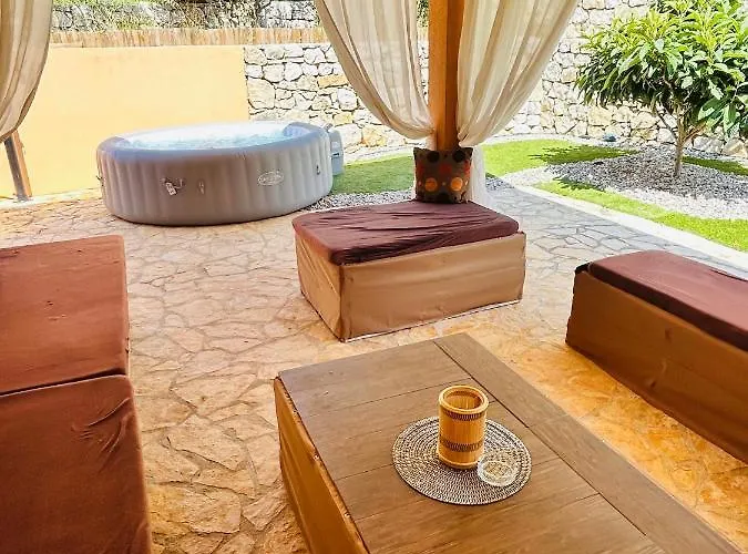 Apartment Alja, Sara I Nevio Jacuzzi Dugi Rat
