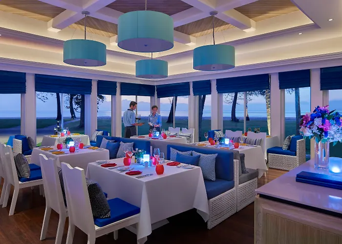 Dusit Thani Laguna Phuket Strand Bang Tao