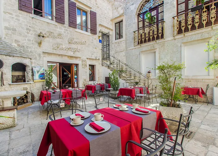 Palace Derossi Trogir