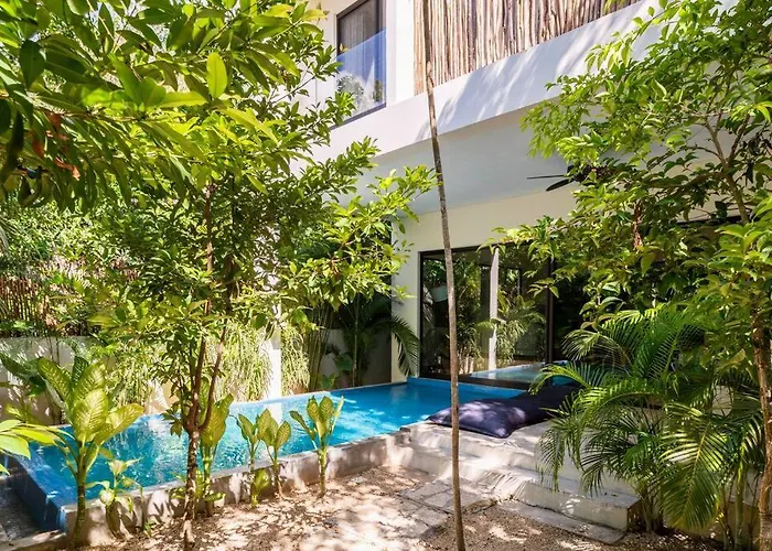 Luxurious Villa At Exclusive Gated Community La Privada Aldea Zama, 5 Bedroom Private Pool & Concierge Service Tulum
