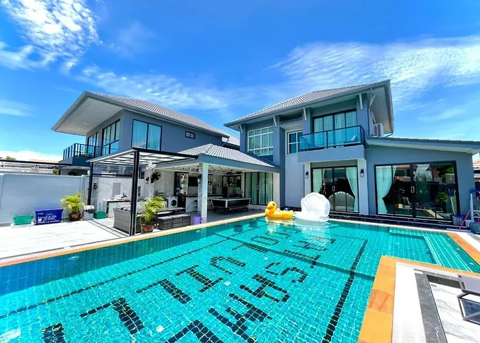 Ratsamee Poolvilla K Pattaya