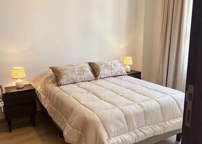Apartamento De Lujo A Pasos De La Av. America Cochabamba