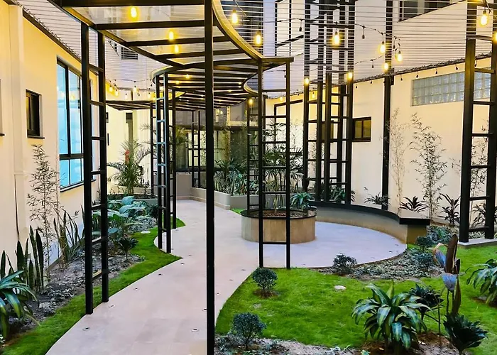 Apartamento De Lujo A Pasos De La Av. America Cochabamba