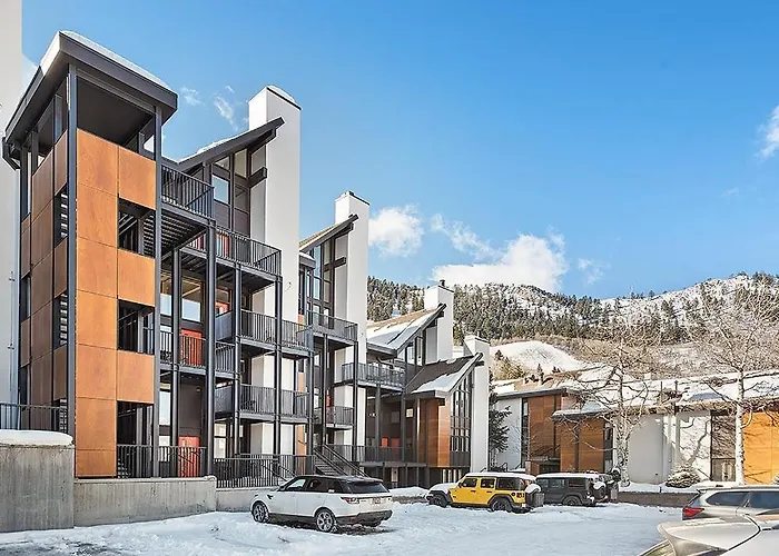 Fifth Avenue Unit 5 Modern & Stylish Condo With A/C And Access To Pool & Hot Tub Aspen