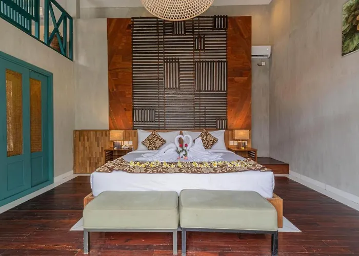 Mezzanine Industrial 1 Bedroom Private Villa In Seminyak