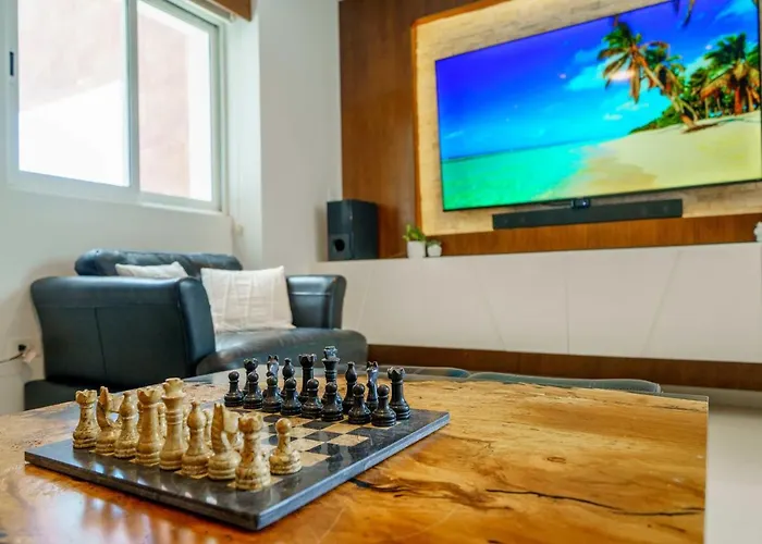 Penthouse With Private Jacuzzi - Three Bedroom Cancún