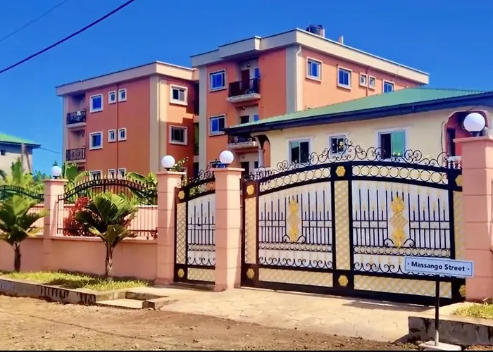 Stunning 3-Bedrooms Guesthouse In Limbe Cameroon