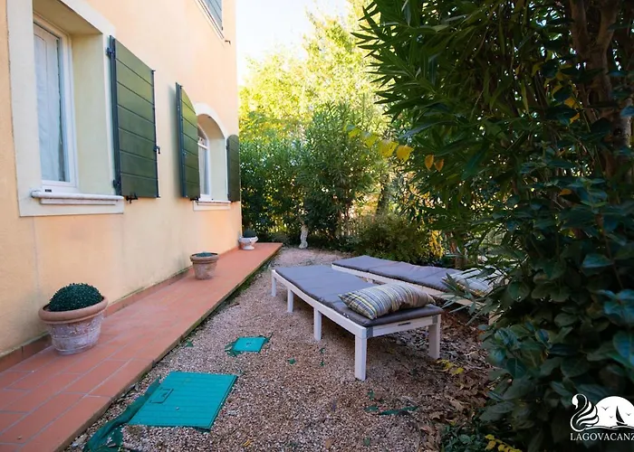Ferienwohnung Borgo Del Torchio - App. 5H Manerba del Garda