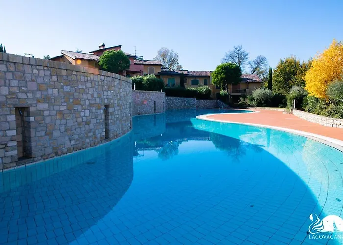 Ferienwohnung Borgo Del Torchio - App. 5H Manerba del Garda