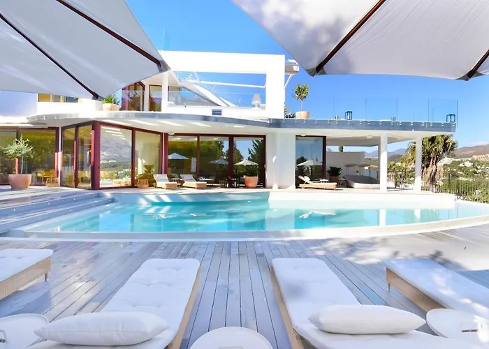 Villa White Nueva Andalucia Marbella