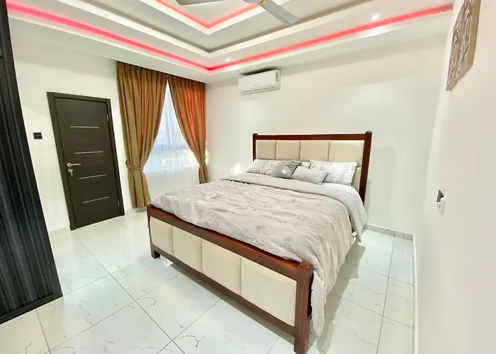 Mankatiwa Court Apartments Akkra