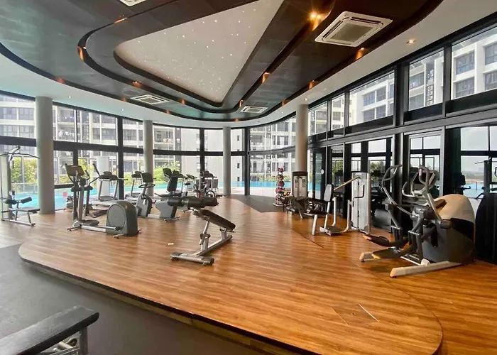 Stylish Nordic Suite, Pool View, Geo Bukit Rimau, Kota Kemuning Shah Alam
