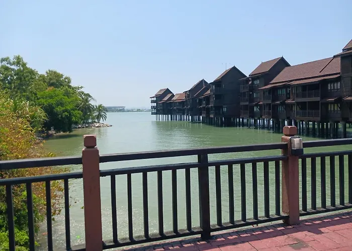 Villa Dalam Laut 538 Pantai Cenang 