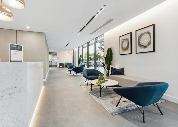 The Riverview - Brand New Modern 2Br With King Bed, Parking & Pool Gold Coast