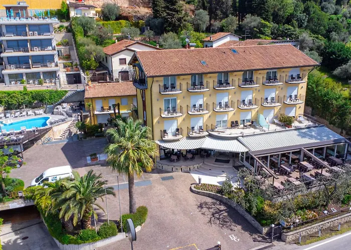 Hotel Galvani Torri Del Benaco