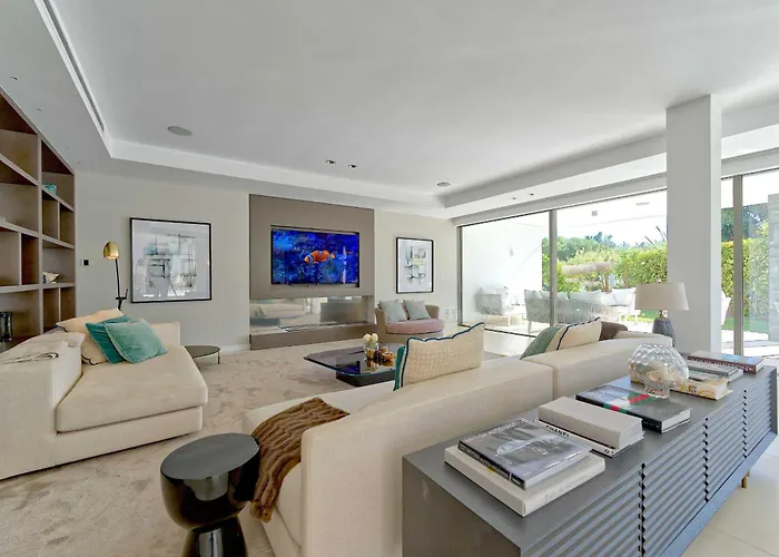 2244 New Modern Luxury Villa In Puerto Banus Marbella