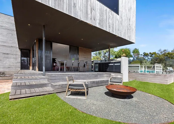 Oceanic - Where Luxury Meets Tranquility Rye
