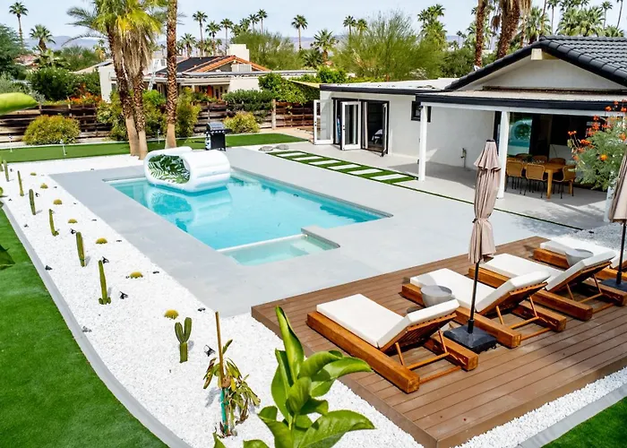 Balinese Oasis By Rather Be Properties Palm Springs