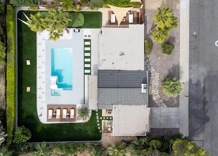 Balinese Oasis By Rather Be Properties Palm Springs
