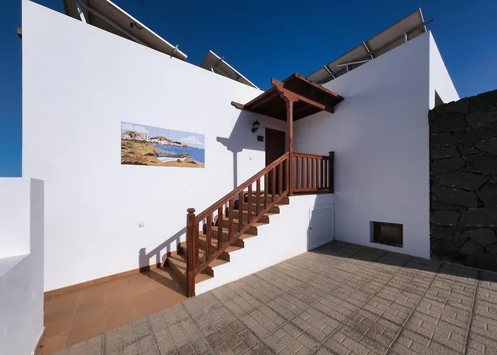 Villa Flavia - Private Pool, Jacuzzi, Bbq And Game Room By Lanzarote Vacation Homes Playa Blanca 