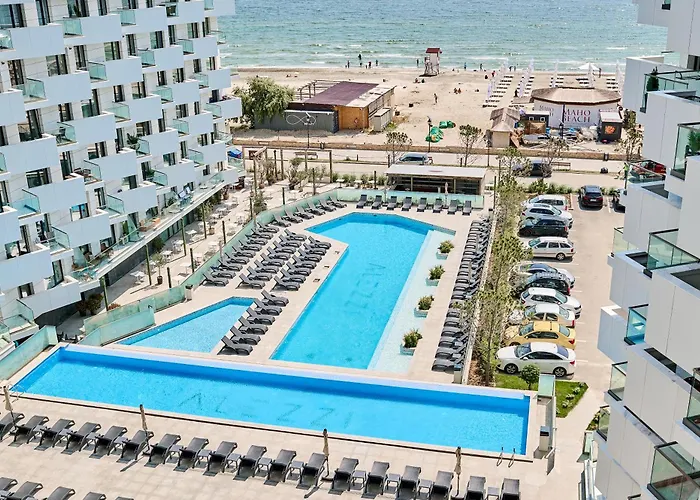 Northbay Sunrise View - Infinity Pool & Spa Resort Năvodari
