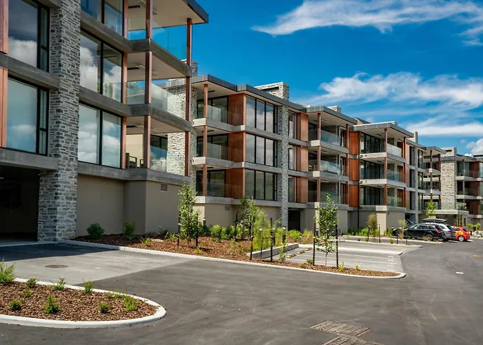 Lakeside Luxury Studio Apartment Wanaka