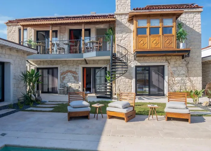 Aura Village Alaçatı