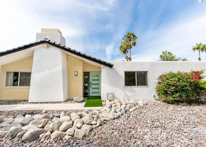 Balinese Oasis By Rather Be Properties Palm Springs