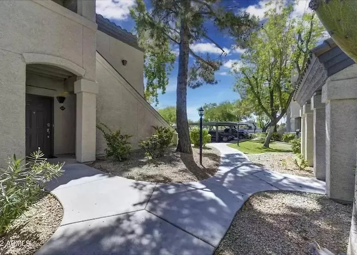 Luxe Scottsdale Condo - Ground Floor Unit!