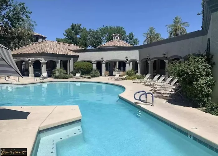 Luxe Scottsdale Condo - Ground Floor Unit!