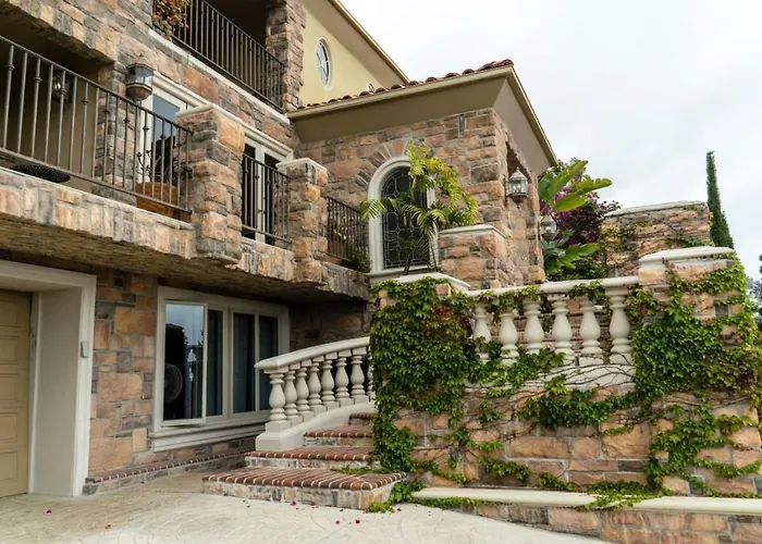 UNEQUALLED LUXURY VILLA BEACH 7000ft 180 VIEW Laguna Beach