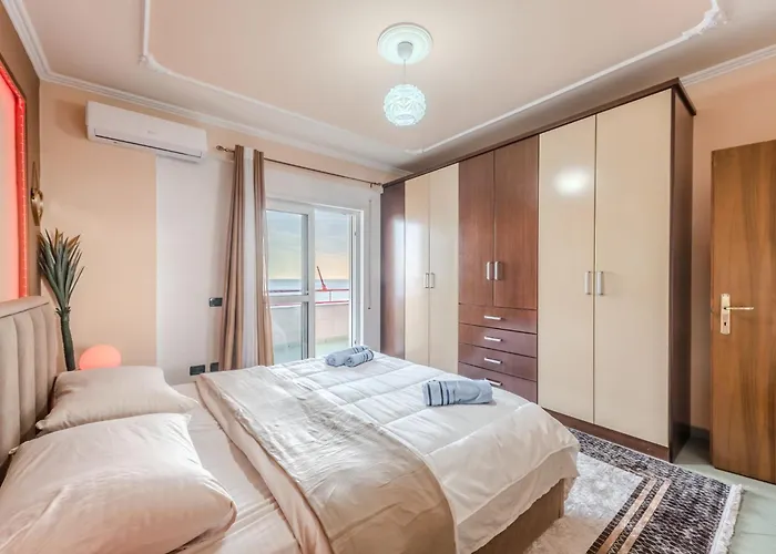 Full Sea View Center 2 Bedroom Durrës