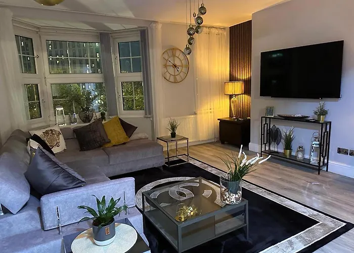 Ferienwohnung Flat Sleeps 2 With Parking Birmingham