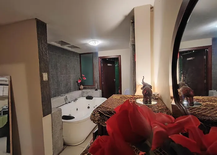 Turi Suite Con Jacuzzi, Centro De La Ciudad Baños
