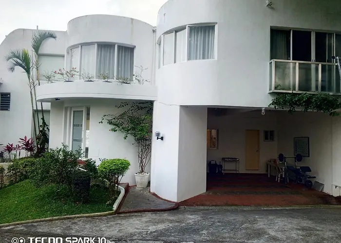 Dondi'S Way - A Private Vacation Home In The Heart Of Tagaytay City