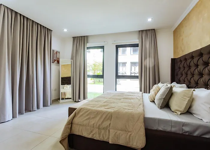 Premium One Bedroom Seaview Space Available Akkra