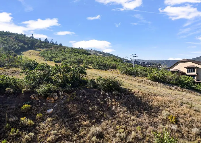 Luxe Ski-Inout W Summer Hiking Biking Access To Park City Resort. Enjoy Hyatt Centric Amenities
