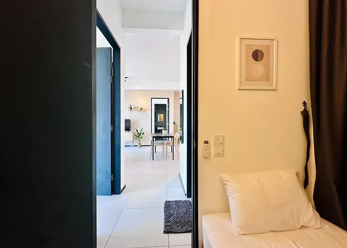 Rrr New Urban Suites Seaview Family Homestay By Urban Staycation Heng Lod Cosy Jelutong
