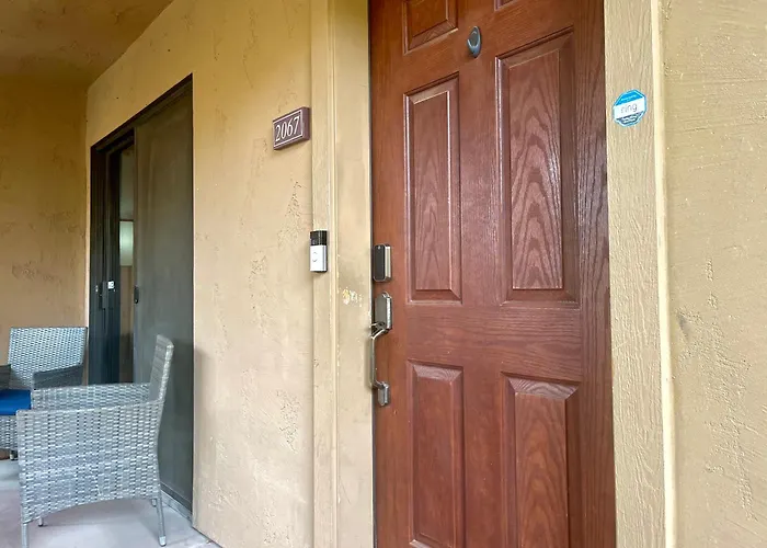 Desert Getaway - Luxury Condo Loft Chandler