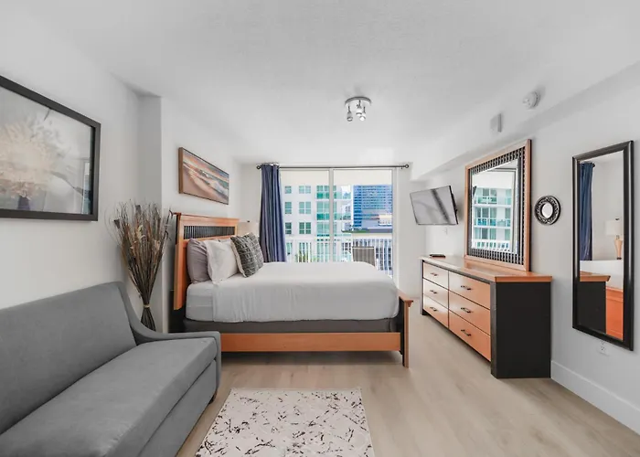 Spectacular Apartment In Heart Of Brickell Miami
