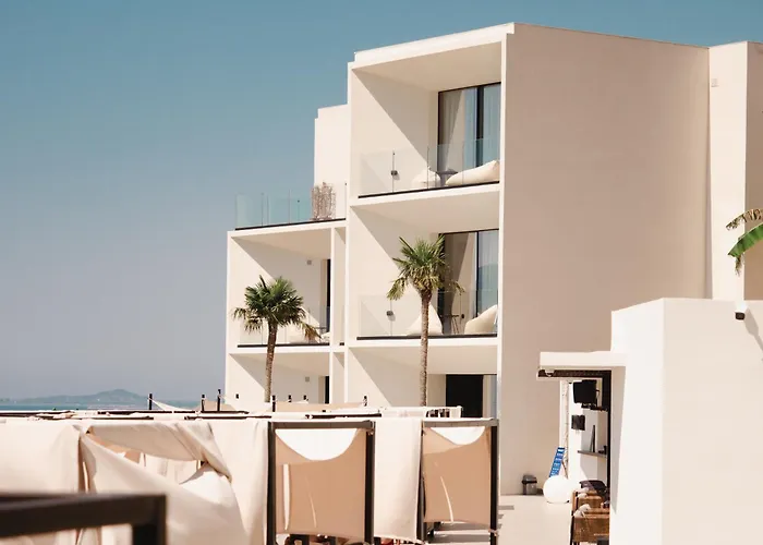 Nobus Hotel & Spa Radhimë
