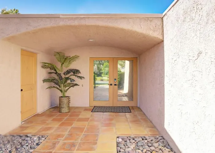 Cali Desert Life - Pool, Golf Cart, Tennis, Bikes Indian Wells