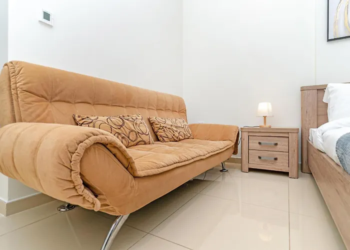 1Bd Apt Plus Study I Close To Mall I Fast Wi-Fi Dubai
