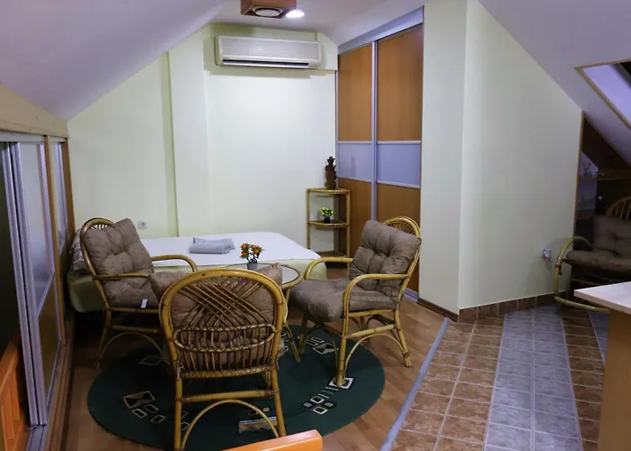 Lovely 3-Bed Apartment In Skopje