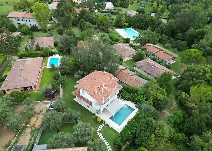 Villa Bocciolo, Piscina, Giardino, Vasca Idromassaggio Manerba del Garda