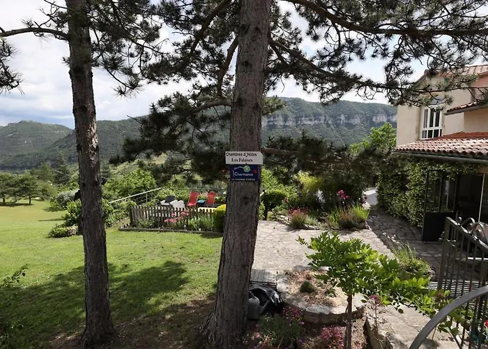 Les Falaises Mostuéjouls