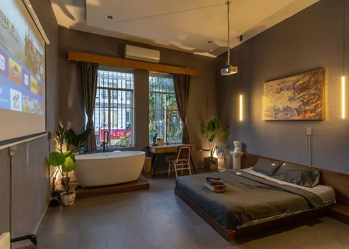 Romantic Hideout @ Central Bui Vien District 1 143A Ho-Chi-Minh-Stadt