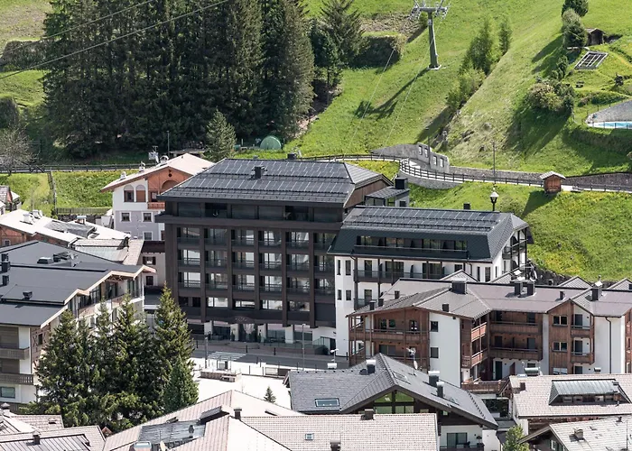 Stella Hotel - My Dolomites Experience Wolkenstein in Gröden