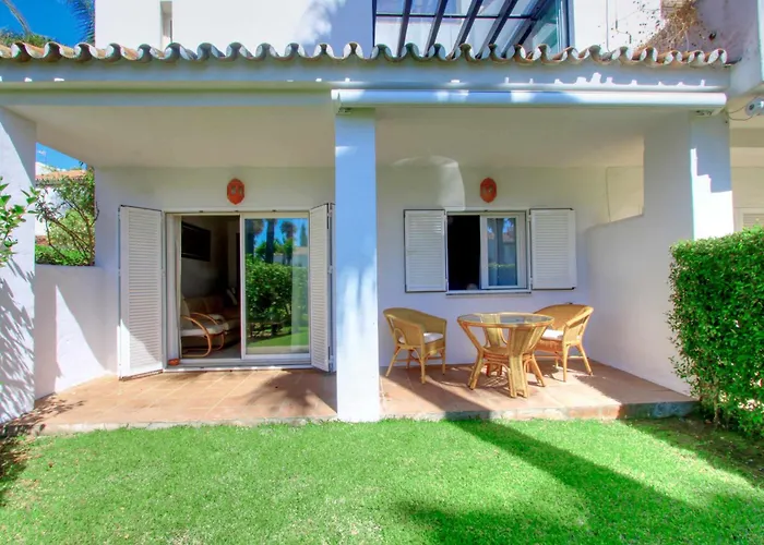 1176 Beach Front 2 Pools Bahia Marbella