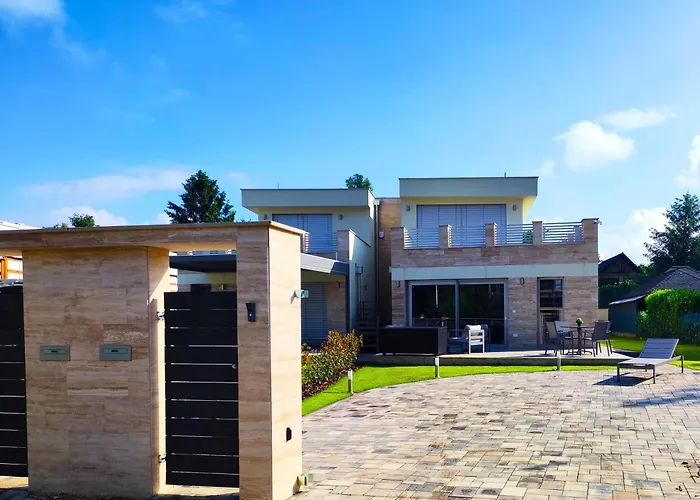 Balatonkenese Sunshine Villa